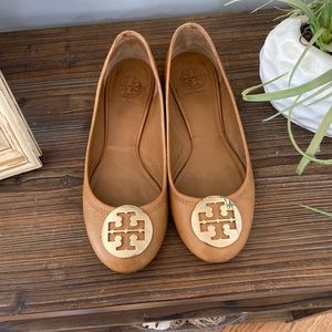 Tory Burch ballet flats. Used condition. Please look at all pictures.